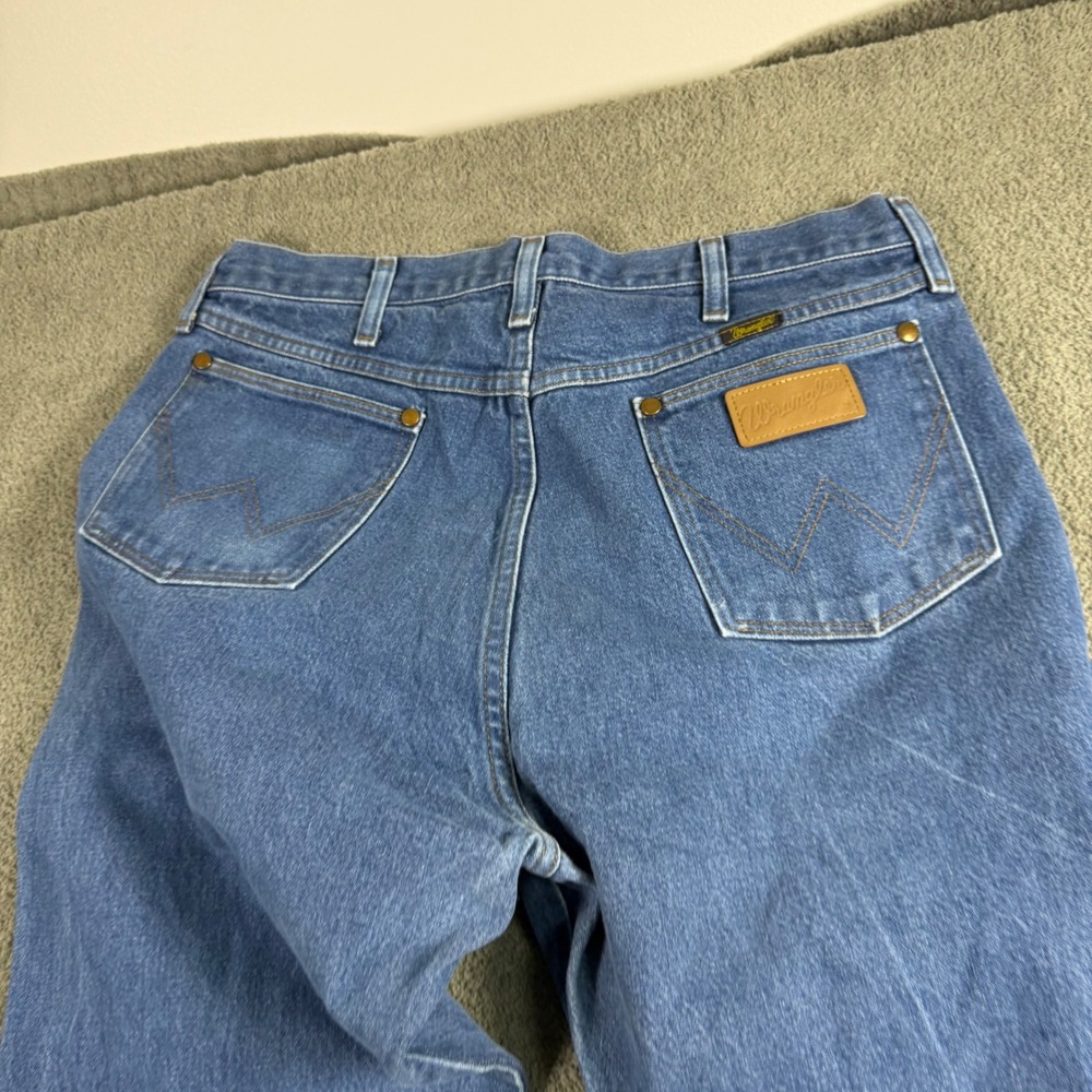 Wrangler 13MWZ Cowboy Cut Original Fit Mens Blue Jeans 36x32 Medium Wash
